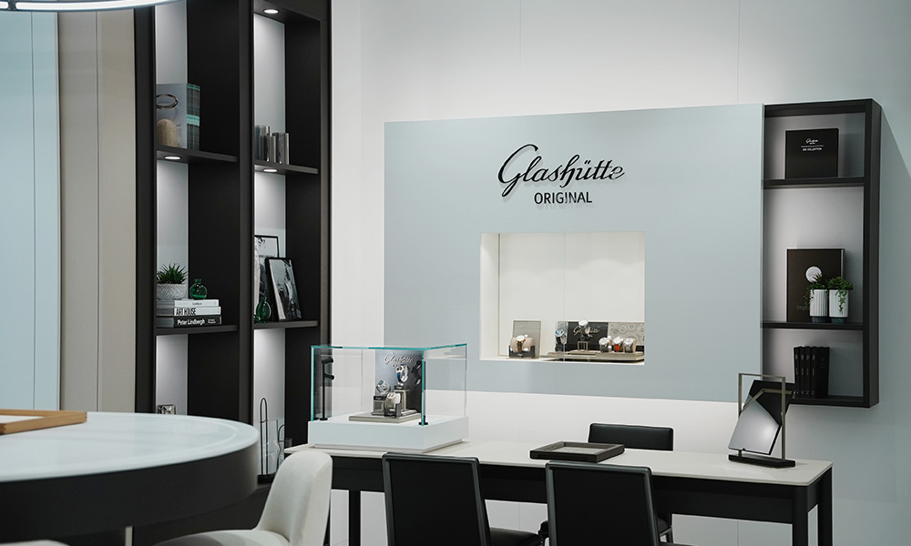 Lorenz_Karrusell_Geschaeft_8