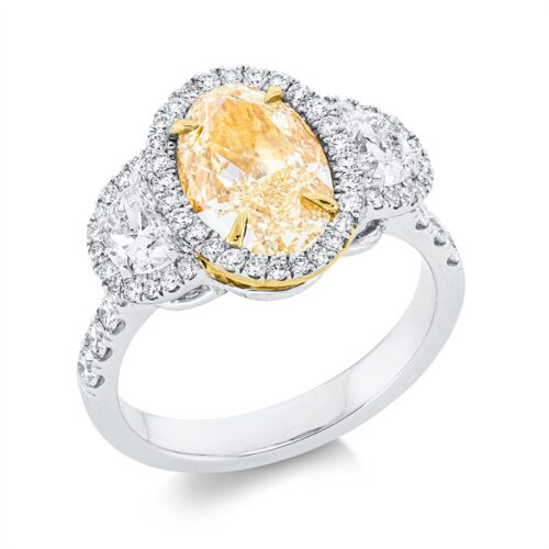 Ring Farbiger Diamant