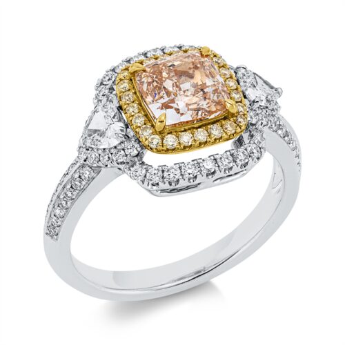 Ring Farbiger Diamant