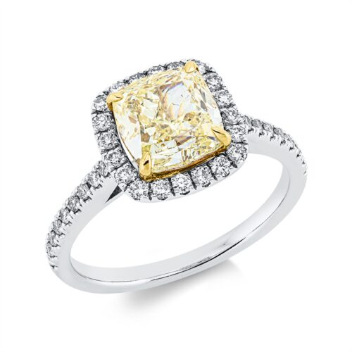 Ring Farbiger Diamant