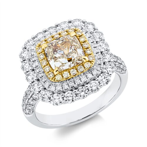 Ring Farbiger Diamant