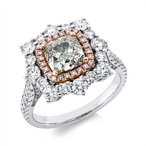 Ring Farbiger Diamant