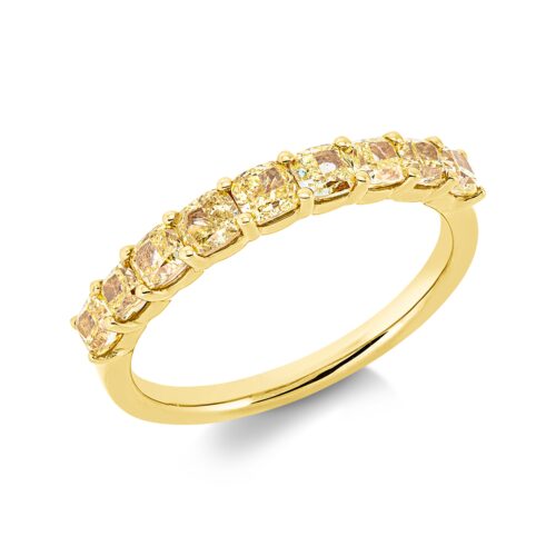 Ring Farbiger Diamant